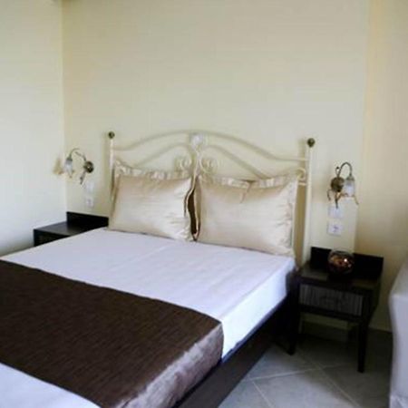 Makedos Sea View Apartment Nea Vrasna Luaran gambar