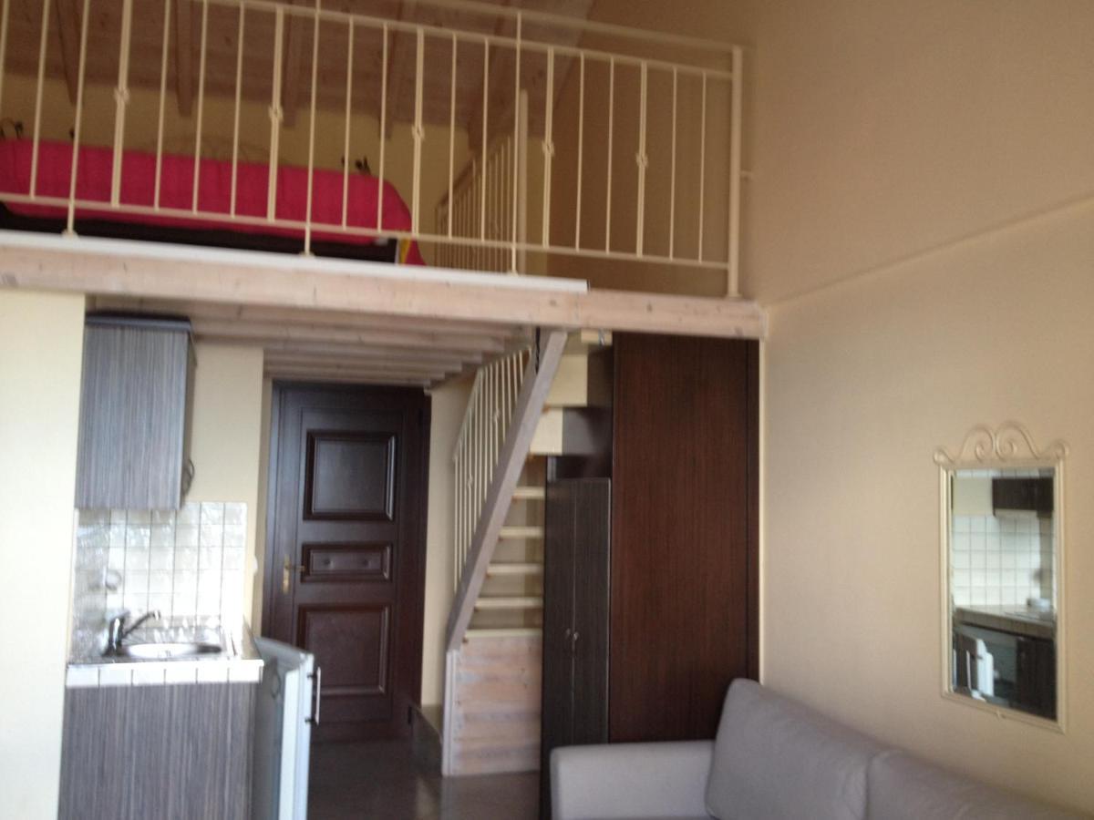 Makedos Sea View Apartment Nea Vrasna Luaran gambar